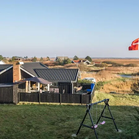 Elmine - 700m From The Sea In Western Jutland By Interhome Holiday home