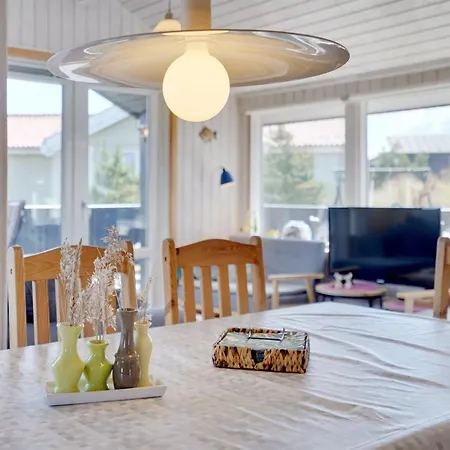 Elmine - 700m From The Sea By Interhome